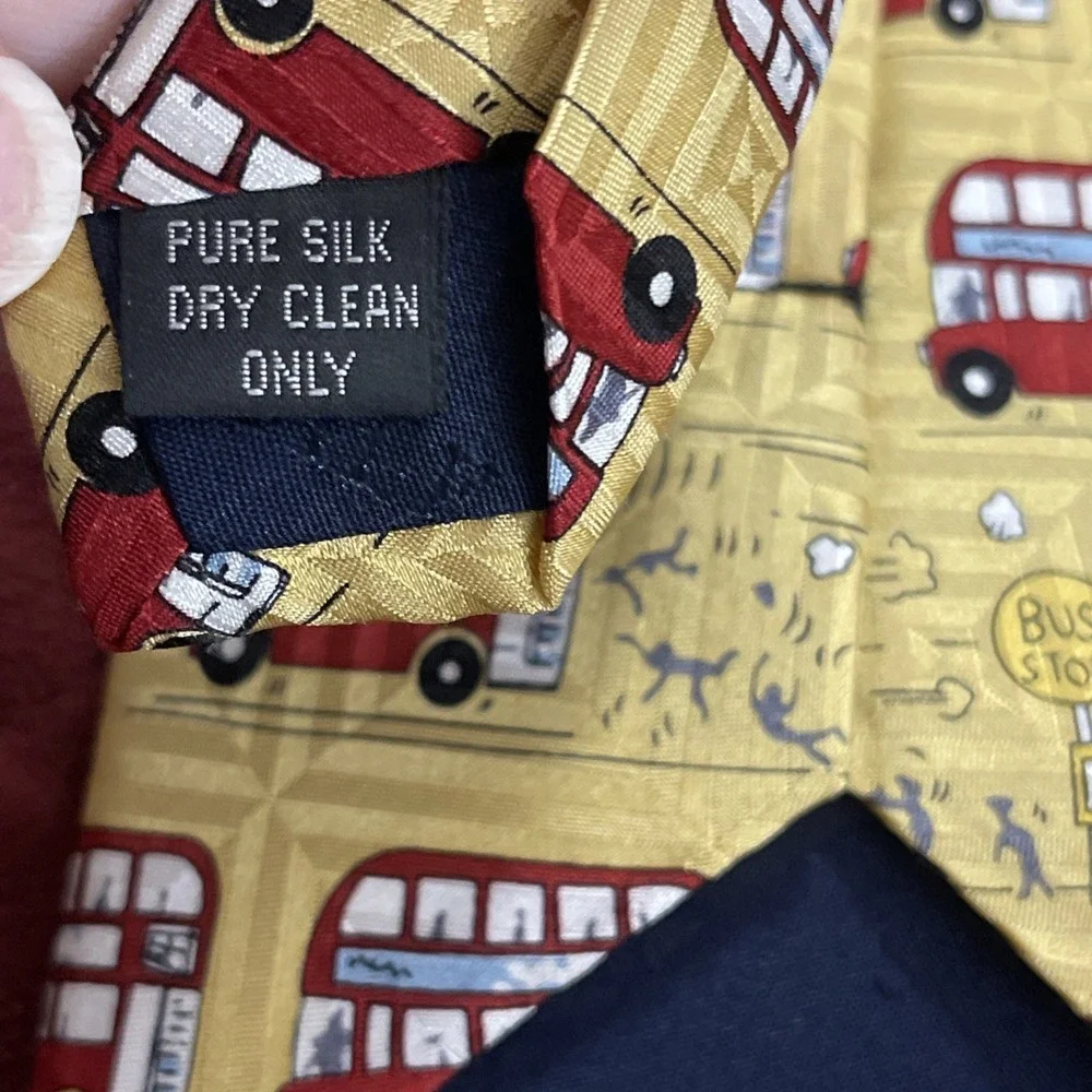 A FAMILY‎ Tie Pure Silk Tie Men's London Bus Stop Cartoon Patterned tied Formal